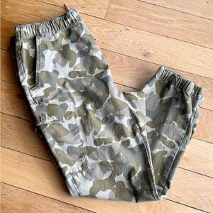 Airwalk Green Camouflage Cargo Pants